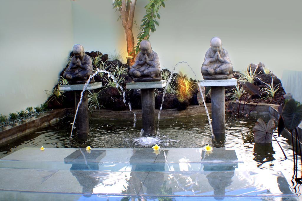 Bonsai Villas Seminyak Habitación foto
